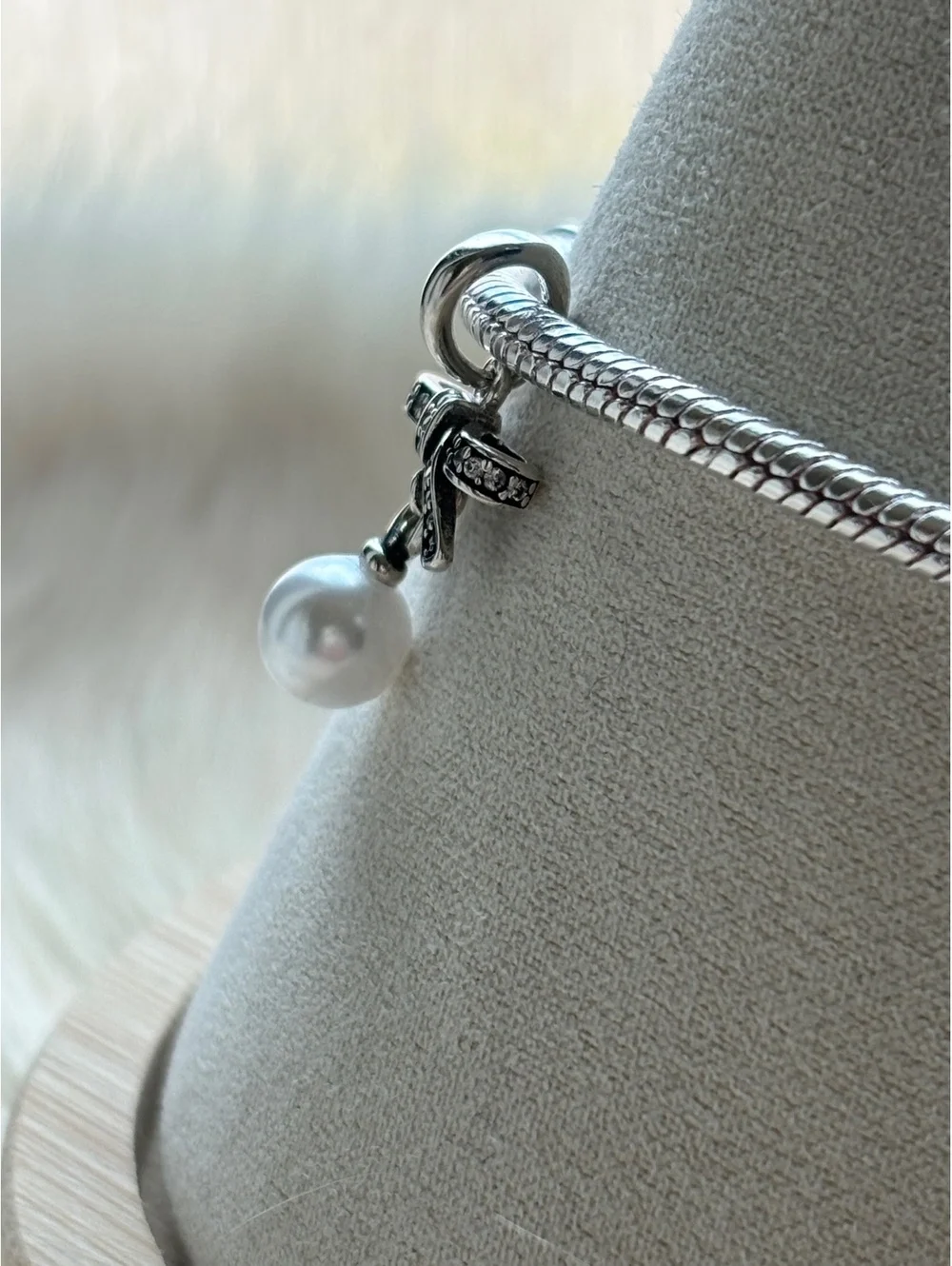 Pandora Timeless Elegance Bow and Pearl Charm in Sterling Silver